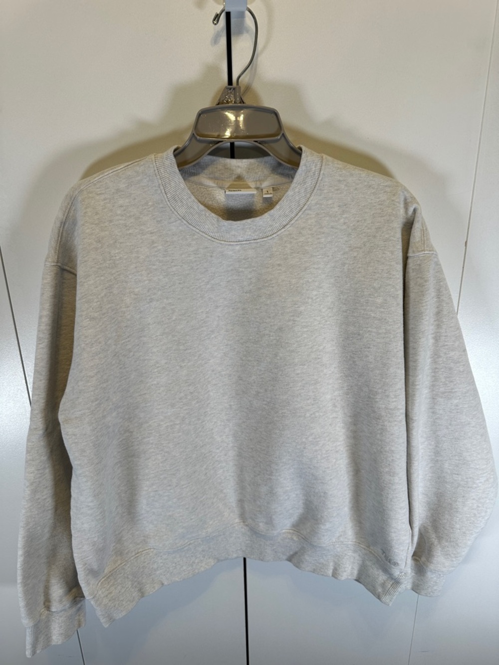 Aritzia TNA Sweatfleece Perfect Crew in Heather Cloud White Size L